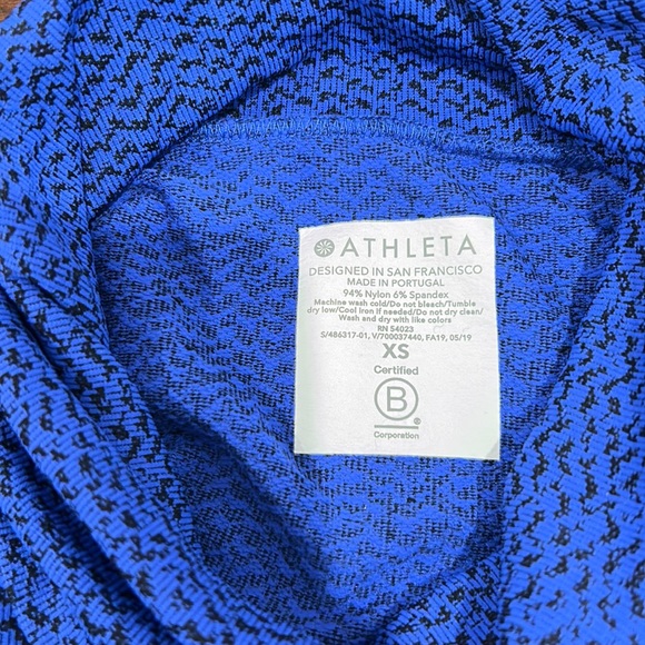 Athleta Turtle Neck Shirt, Size XS - Picture 5 of 6